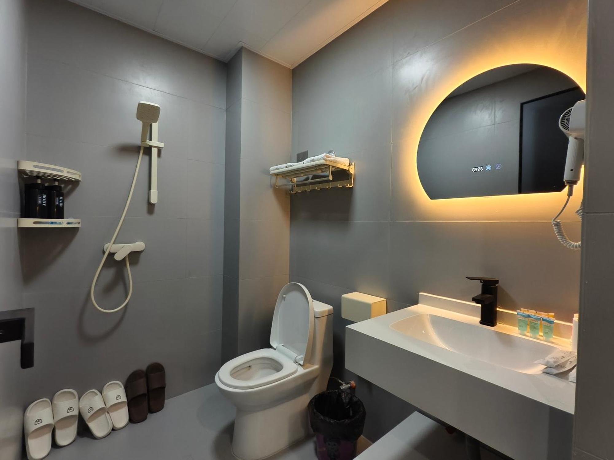 Huashan International Youth Hostel Huayin Экстерьер фото